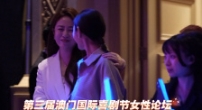 美女脱了精光让人摸